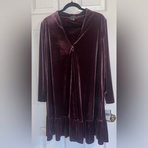 Taylor Velvet Dress in Deep Burgundy